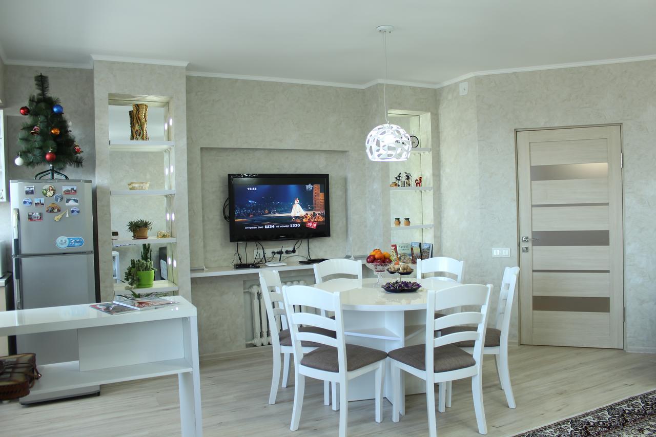 Apartment In The Karakol Heart Exterior photo